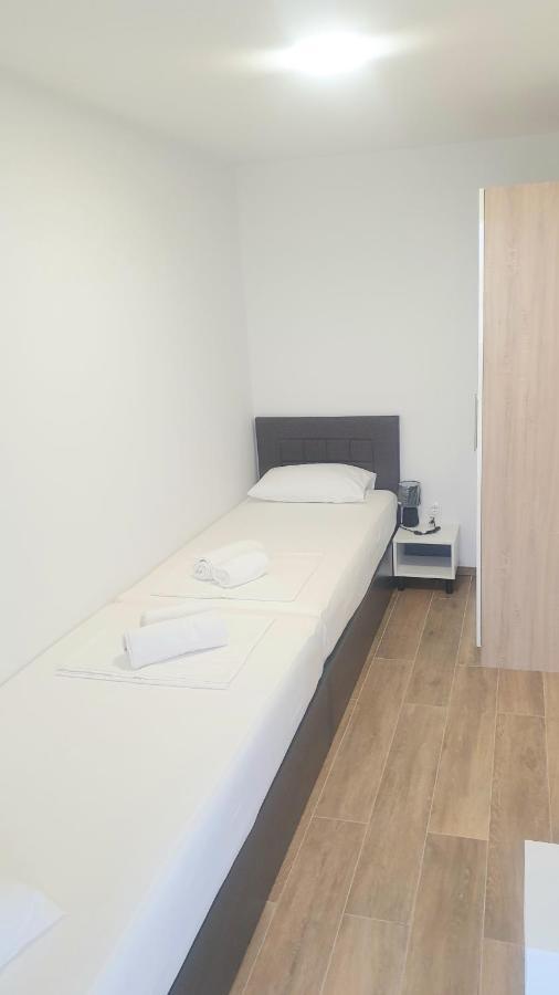 Golden Nin Apartment ภายนอก รูปภาพ